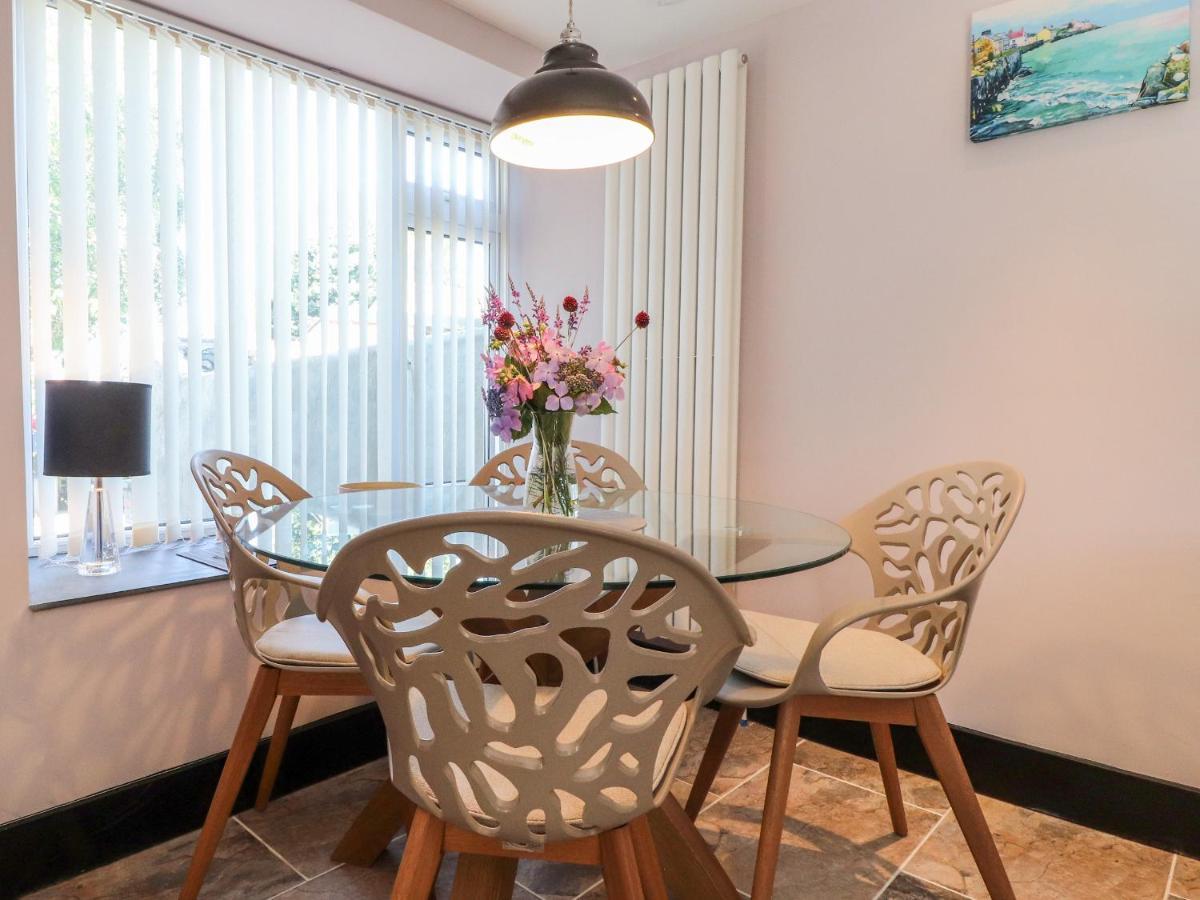 Morawel Fach Villa Нюпорт Екстериор снимка