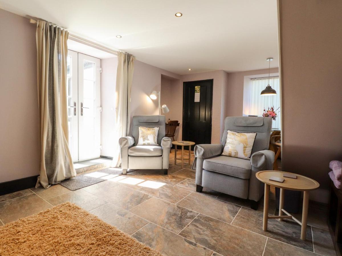 Morawel Fach Villa Нюпорт Екстериор снимка